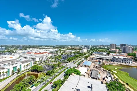 19501 W Country Club Drive Aventura FL 33180