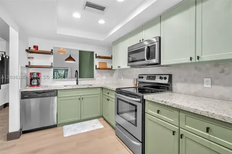 4171 SW 85th Avenue Davie FL 33328
