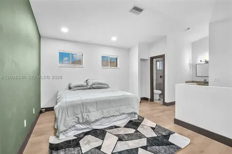 4171 SW 85th Avenue Davie FL 33328