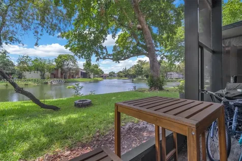4171 SW 85th Avenue Davie FL 33328