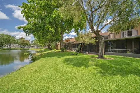 4171 SW 85th Avenue Davie FL 33328