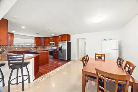 230 NE 5th Avenue Dania Beach FL 33004