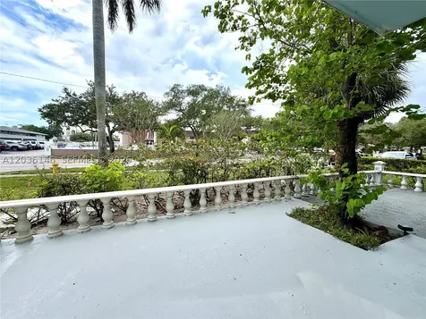 4271 NW 5th Street Plantation FL 33317