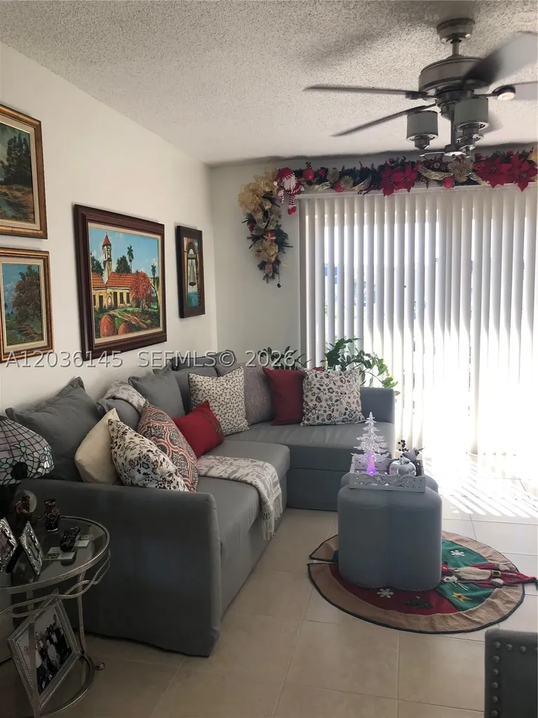 7722 Camino Real Miami FL 33143