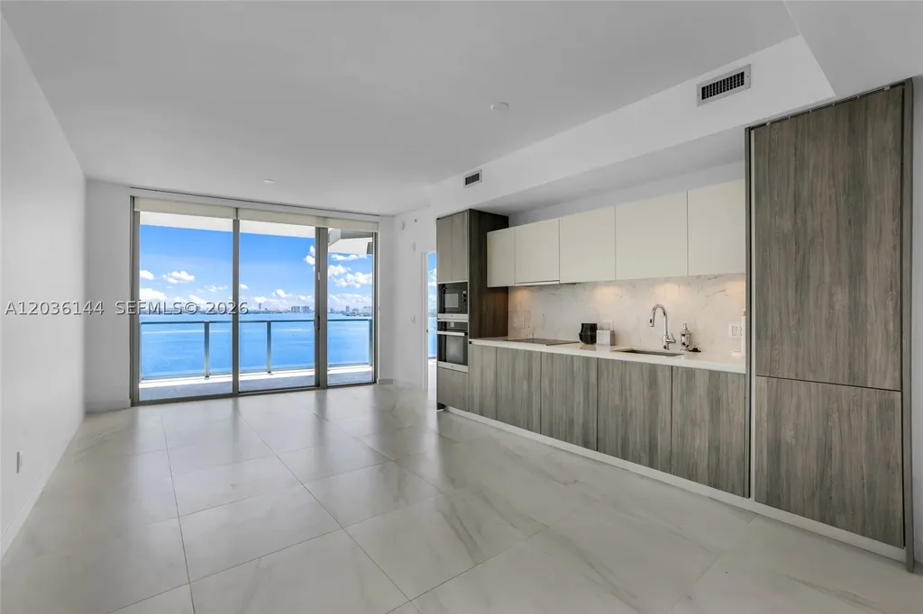 2900 NE 7th Avenue Miami FL 33137