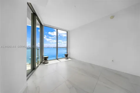 2900 NE 7th Avenue Miami FL 33137