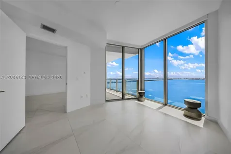 2900 NE 7th Avenue Miami FL 33137