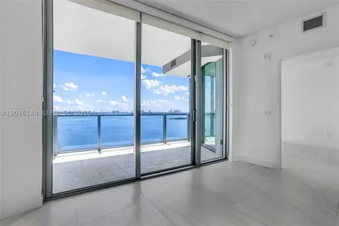 2900 NE 7th Avenue Miami FL 33137