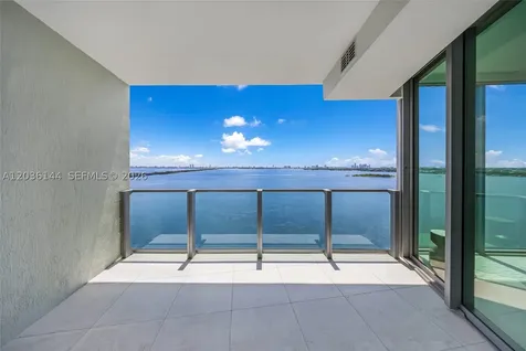 2900 NE 7th Avenue Miami FL 33137