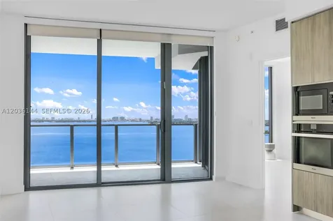 2900 NE 7th Avenue Miami FL 33137
