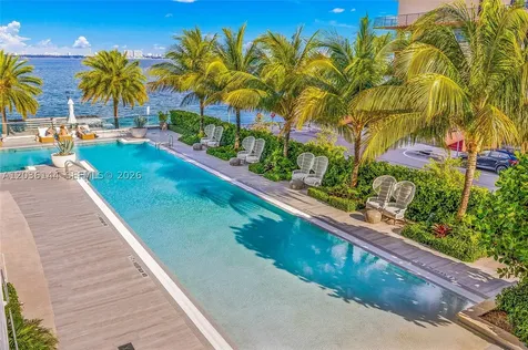 2900 NE 7th Avenue Miami FL 33137