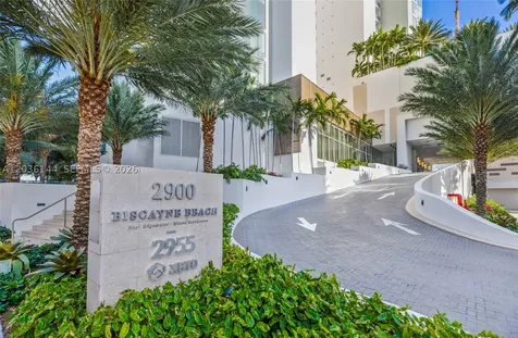 2900 NE 7th Avenue Miami FL 33137