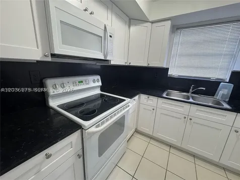 1370 NE 119th Street Miami FL 33161