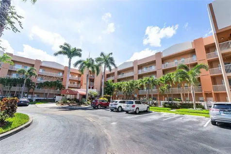 7715 Yardley Drive Tamarac FL 33321