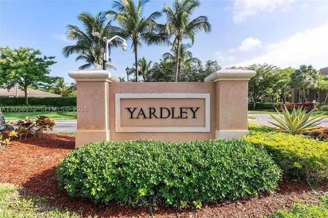 7715 Yardley Drive Tamarac FL 33321