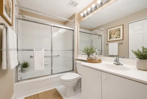 7715 Yardley Drive Tamarac FL 33321