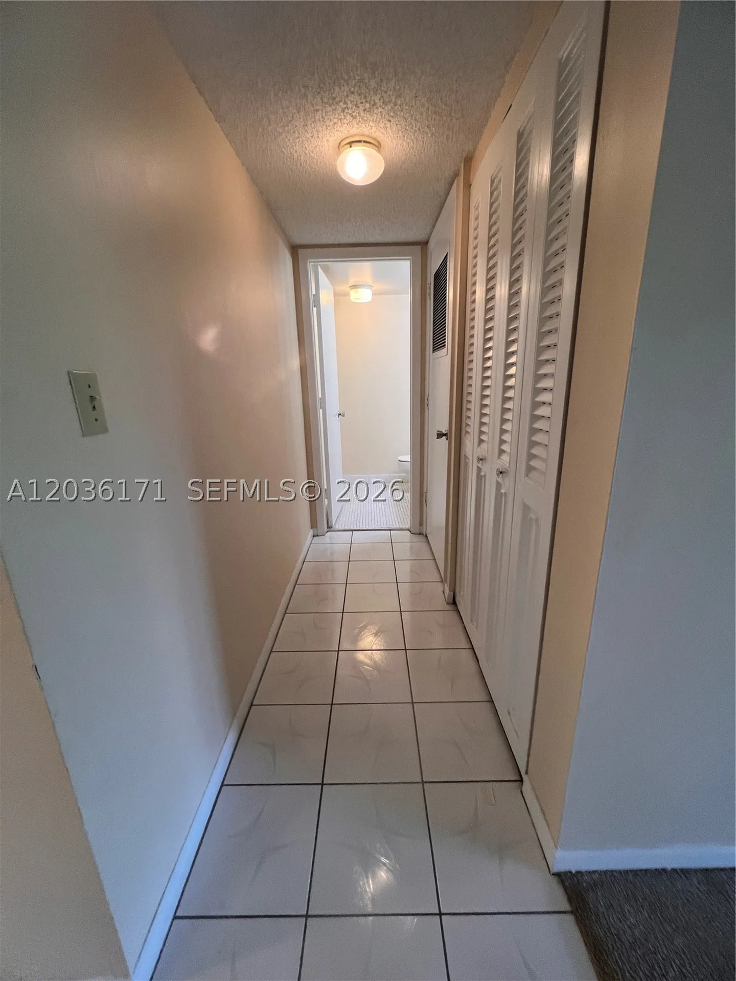 1075 Riverside Drive Coral Springs FL 33071