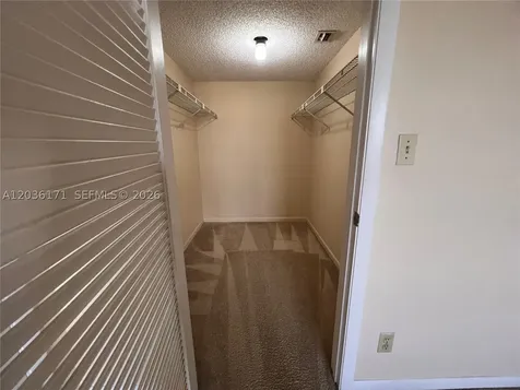 1075 Riverside Drive Coral Springs FL 33071