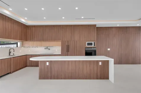 6438 SW 23rd Street Miami FL 33155