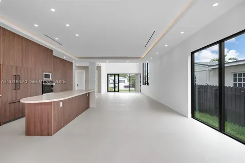 6438 SW 23rd Street Miami FL 33155