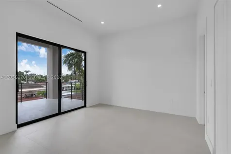 6438 SW 23rd Street Miami FL 33155