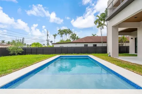 6438 SW 23rd Street Miami FL 33155