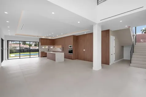 6438 SW 23rd Street Miami FL 33155