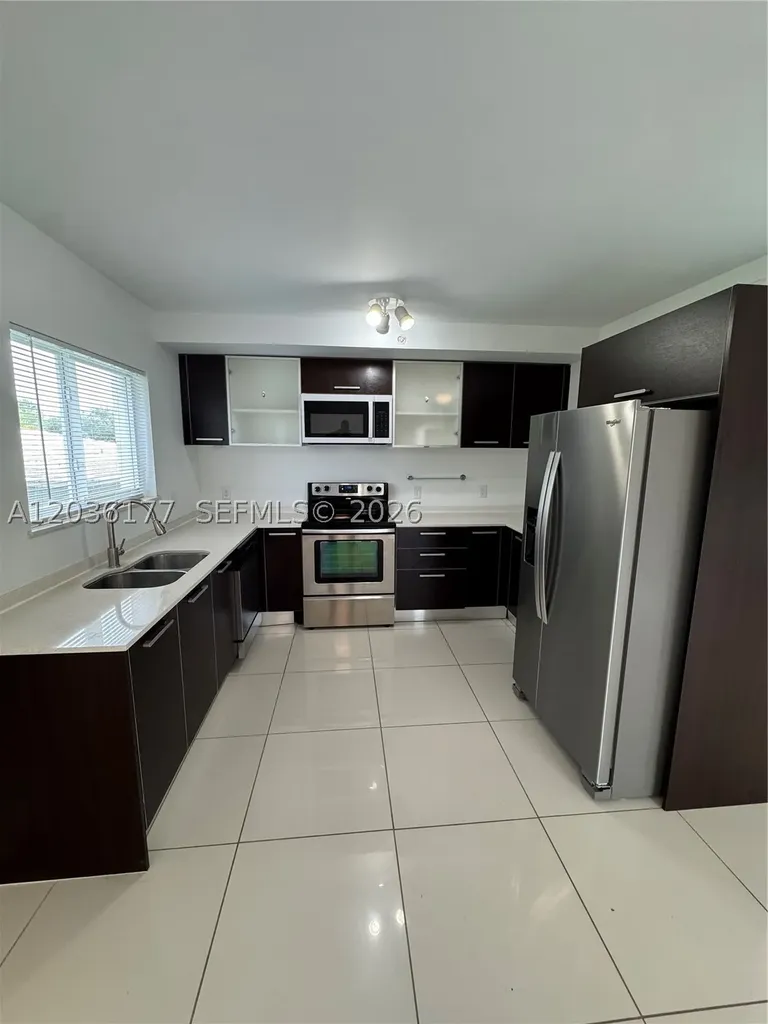 820 N 17th Avenue Hollywood FL 33020
