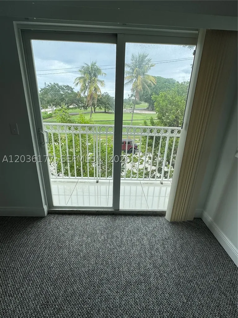 820 N 17th Avenue Hollywood FL 33020