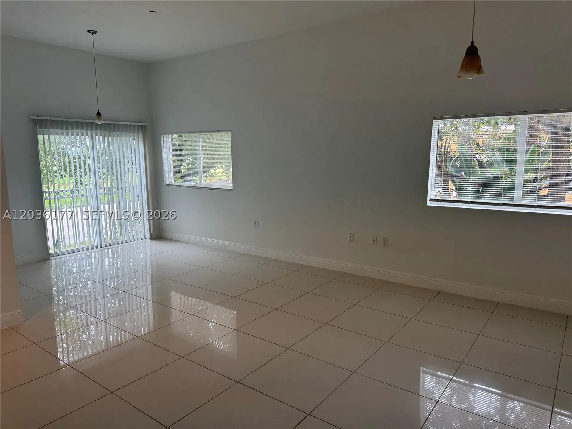820 N 17th Avenue Hollywood FL 33020