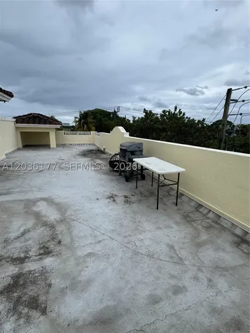 820 N 17th Avenue Hollywood FL 33020
