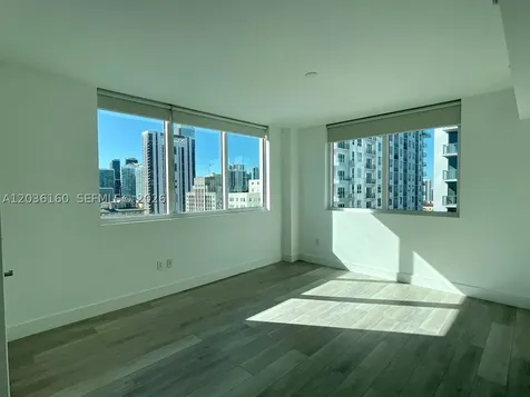 253 NE 2nd Street Miami FL 33132