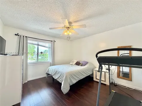 20807 NW 1st Street Pembroke Pines FL 33029