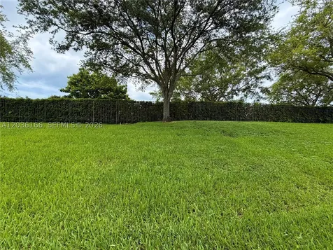 20807 NW 1st Street Pembroke Pines FL 33029