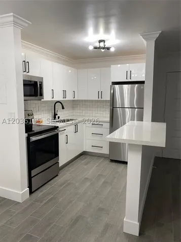 15550 SW 80th Street Miami FL 33193