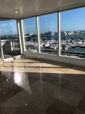Miami FL 33132