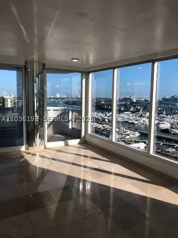 Miami FL 33132