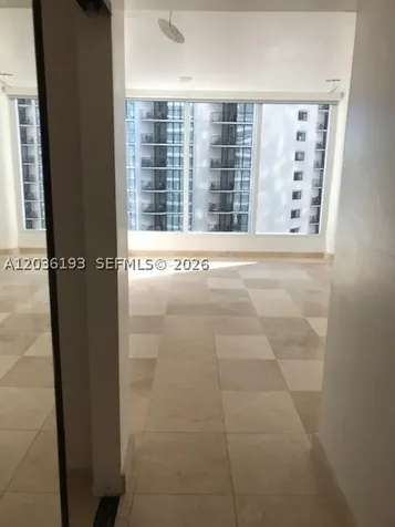 Miami FL 33132