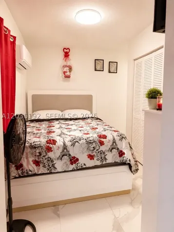 380 W 45th Street Hialeah FL 33012
