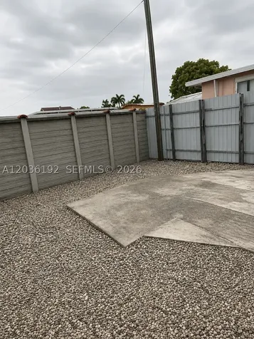380 W 45th Street Hialeah FL 33012