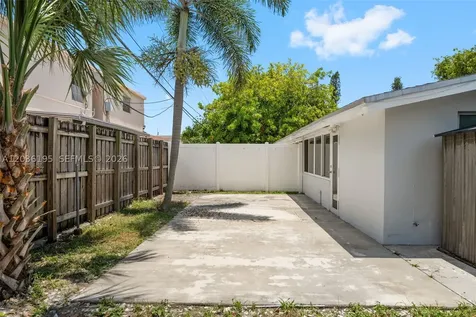 5130 NE 17th Terrace Fort Lauderdale FL 33334