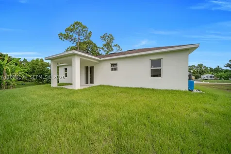 2715 10th Street W Lehigh Acres FL 33971