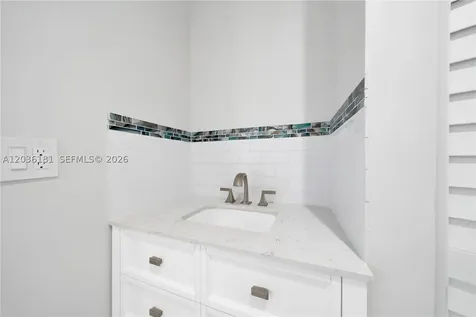 7555 SW 28th St Road Miami FL 33155
