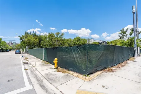 1800 NW 7th Avenue Miami FL 33136