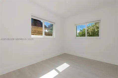 1511-1513 NW 8th Avenue Fort Lauderdale FL 33311