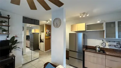 842 Meridian Avenue Miami Beach FL 33139