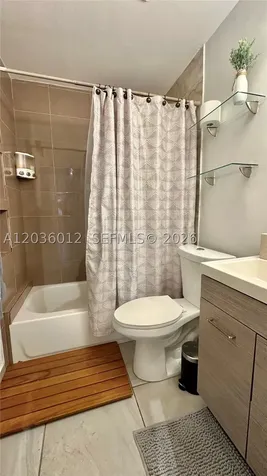 842 Meridian Avenue Miami Beach FL 33139
