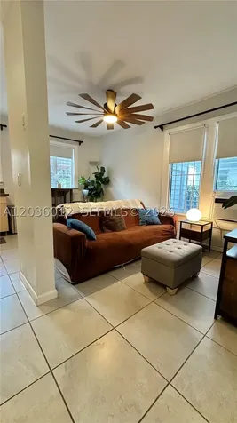 842 Meridian Avenue Miami Beach FL 33139