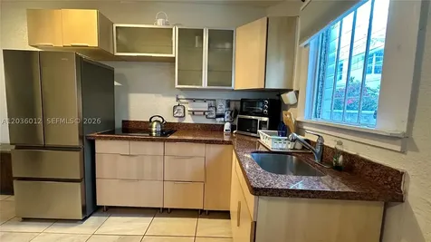 842 Meridian Avenue Miami Beach FL 33139