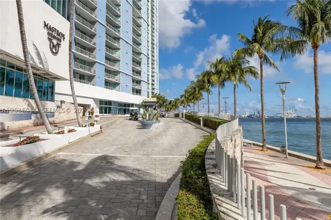 325 S Biscayne Boulevard Miami FL 33131